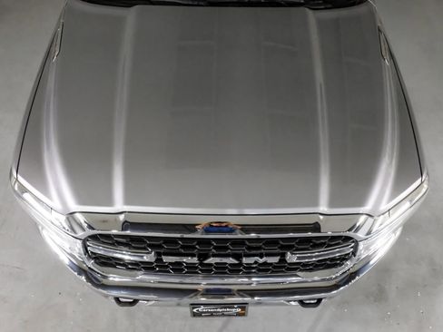 Used 2022 RAM 2500 Big Horn AWD/4WD image 37