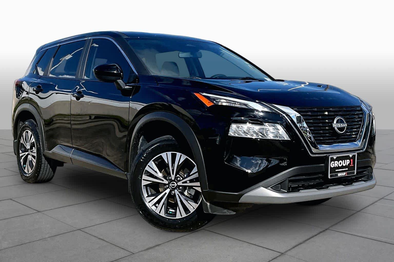 Certified 2023 Nissan Rogue SV FWD image 3