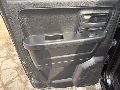 Used 2015 RAM 1500 Express w/ Black Ram 1500 Express Group image 12