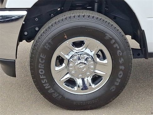 Used 2024 RAM 2500 Tradesman w/ Chrome Appearance Group image 28