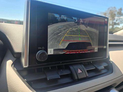 Used 2024 Toyota RAV4 XLE w/ Weather Package AWD/4WD image 27