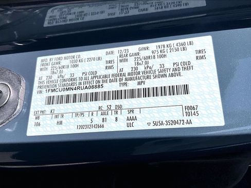 Used 2024 Ford Escape ST-Line w/ Tech Pack #1 FWD image 43