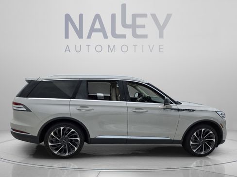 Used 2020 Lincoln Aviator Reserve w/ Equipment Group 202A AWD/4WD image 5