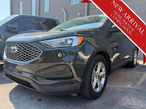 Used 2024 Ford Edge SE AWD/4WD image 3