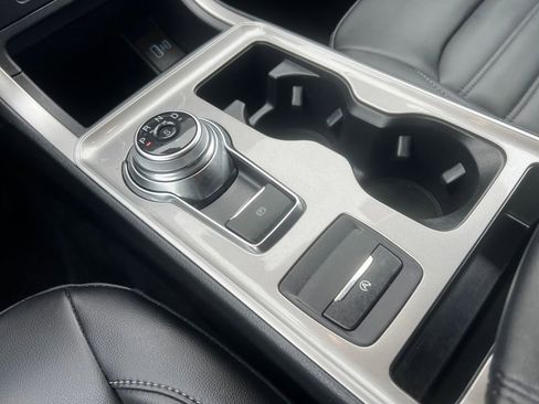 Certified 2024 Ford Edge SEL w/ Convenience Package image 24