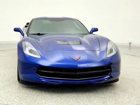 Used 2017 Chevrolet Corvette 2dr Stingray 1LT Coupe with Up image 2