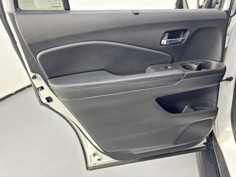 Used 2021 Honda Pilot Special Edition image 44