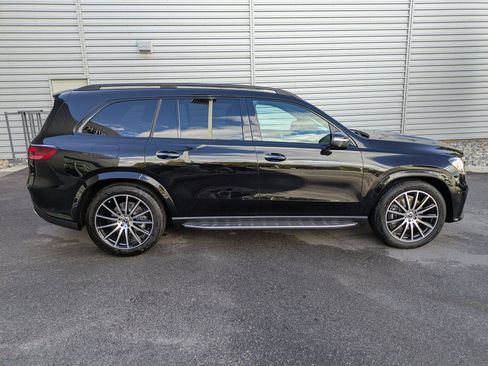 New 2026 Mercedes-Benz GLS 580 GLS 580 image 2