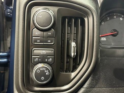 Used 2020 Chevrolet Silverado 1500 Custom Trail Boss w/ Custom Convenience Package image 33