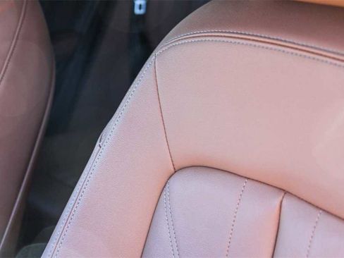 Used 2022 Audi Q5 2.0T Premium image 25