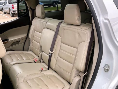 Used 2017 GMC Acadia Denali w/ Technology Package image 20