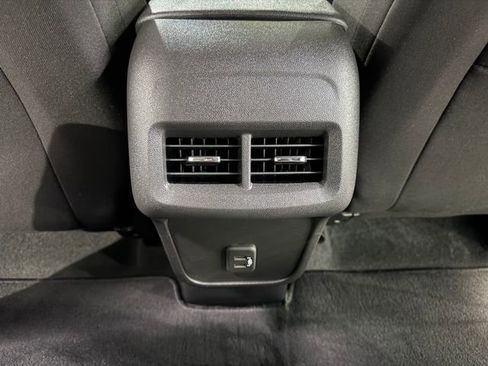 Certified 2024 Chevrolet Equinox LS w/ LS Convenience Package image 28