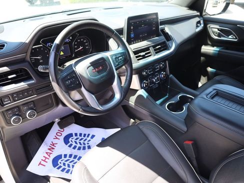 Used 2021 GMC Yukon SLT w/ SLT Premium Package AWD/4WD image 12