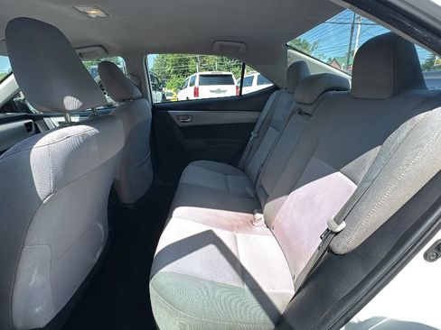 Used 2015 Toyota Corolla LE FWD image 15