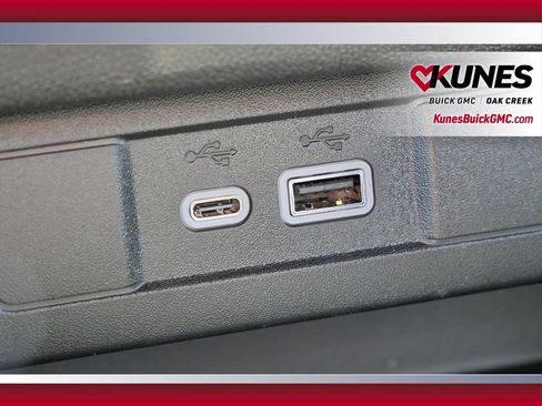 Used 2026 GMC Canyon AT4X w/ LPO, Black Badging Package AWD/4WD image 52