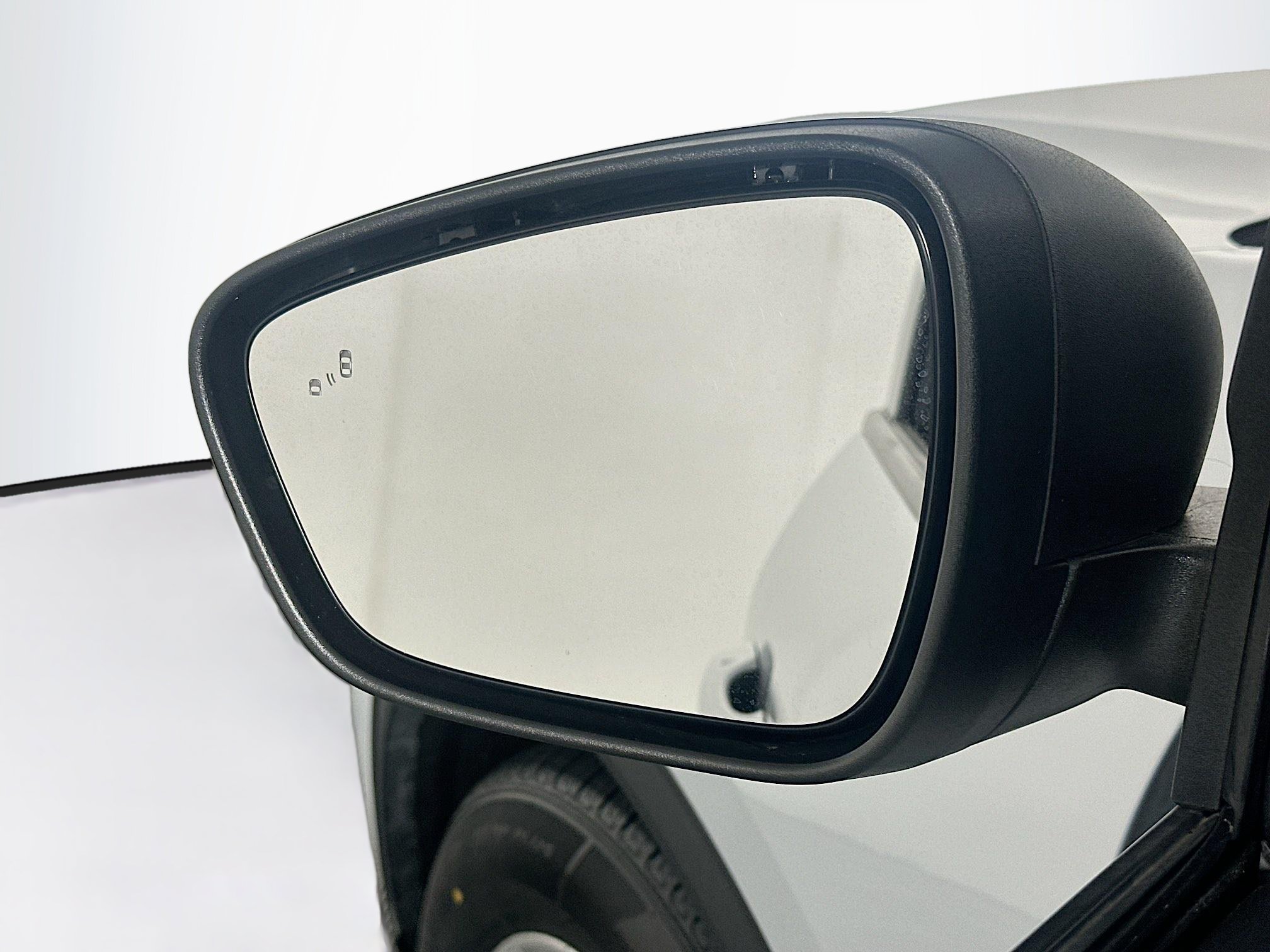 Used 2025 Ford Escape Active FWD image 16