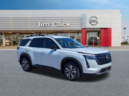 New 2026 Nissan Pathfinder SL image 1