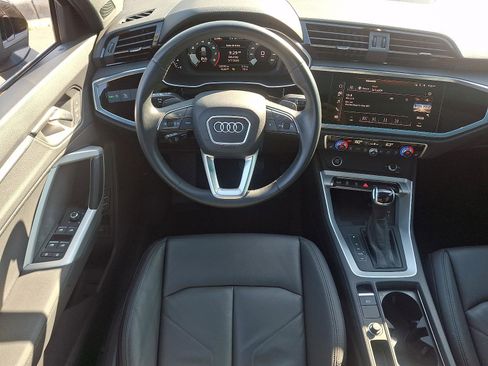 Used 2023 Audi Q3 2.0T Premium Plus w/ Premium Plus Package image 11