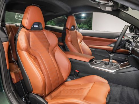 Used 2027 BMW M4 Coupe w/ M Driver's Package RWD image 22