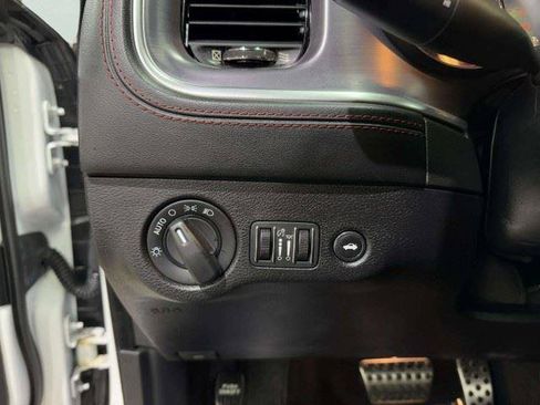 Used 2019 Dodge Charger SRT Hellcat w/ Harman/Kardon Audio Group RWD image 26