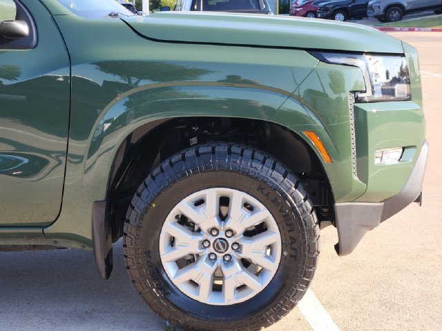 Used 2023 Nissan Frontier SV w/ SV Convenience Package AWD/4WD image 6