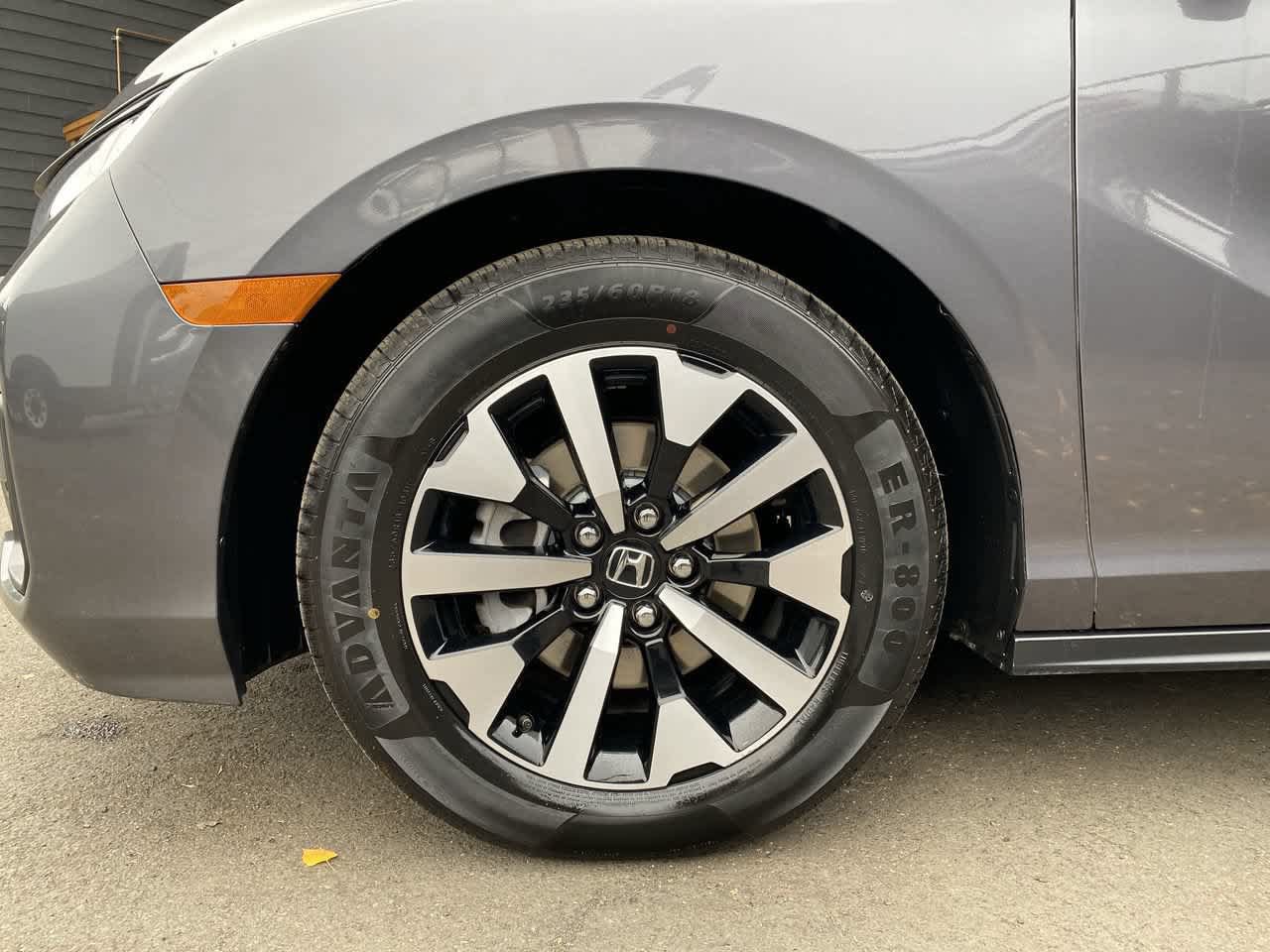 Used 2025 Honda Odyssey EX-L image 11