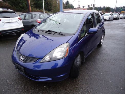 Used 2013 Honda Fit image 1