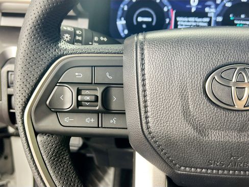 New 2025 Toyota Tacoma TRD Sport image 17