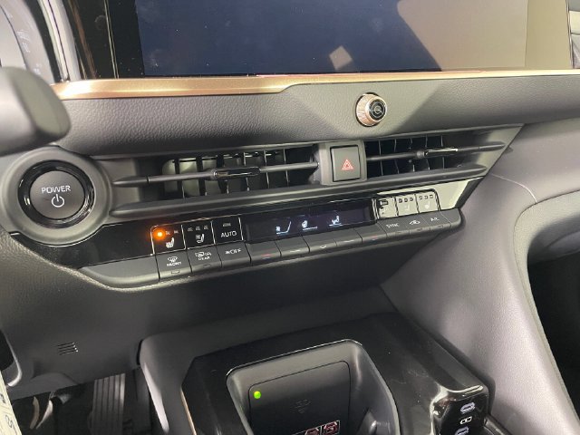 New 2026 Toyota Crown Platinum AWD/4WD image 6