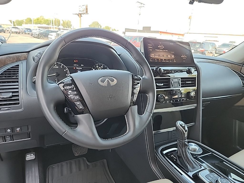 Used 2023 INFINITI QX80 Premium Select w/ Cargo Package AWD/4WD image 15