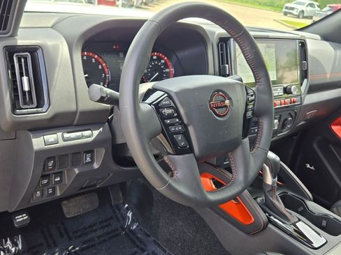 Used 2025 Nissan Frontier PRO-4X w/ Pro Premium Package AWD/4WD image 24