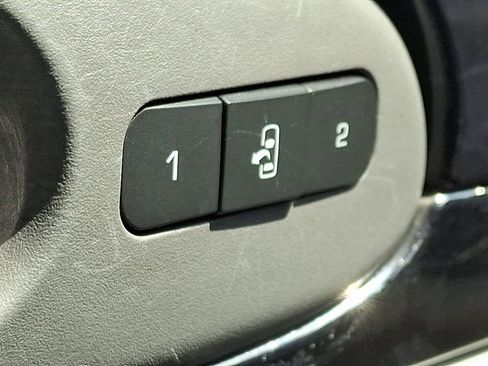 Used 2015 Buick Enclave Leather AWD/4WD image 24