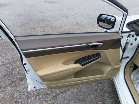 Used 2007 Honda Civic Hybrid Sedan image 12