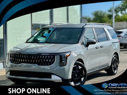 Used 2025 Kia Carnival EX FWD image 1