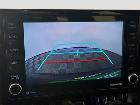 Used 2022 Toyota Corolla LE image 19