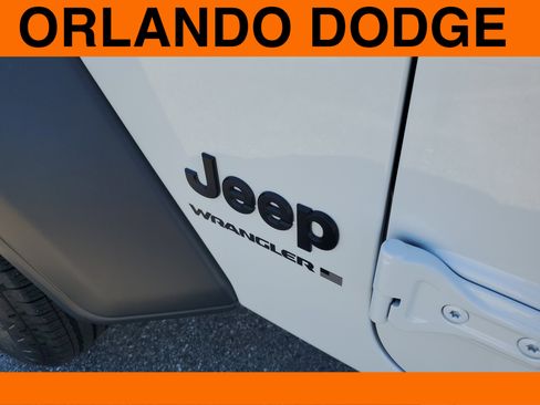 Used 2026 Jeep Wrangler Sport S image 8
