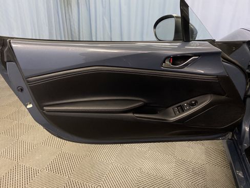 Used 2021 MAZDA MX-5 Miata RF Grand Touring image 11