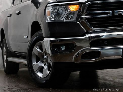 Used 2019 RAM 1500 Big Horn AWD/4WD image 4