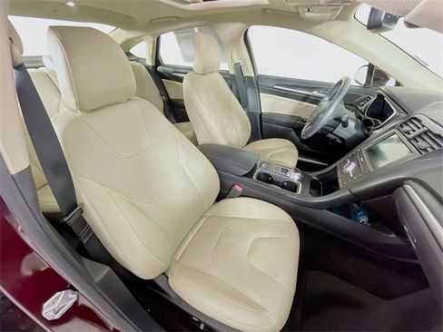Used 2017 Ford Fusion Energi Titanium image 30