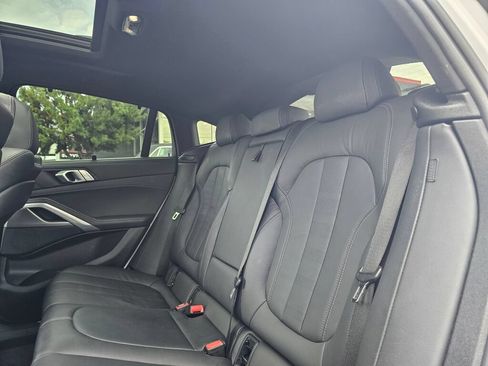 Used 2022 BMW X6 xDrive40i AWD/4WD image 19