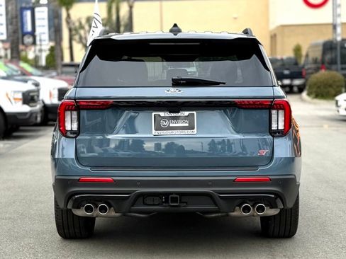 New 2026 Ford Explorer ST w/ Sun And Sound Package image 6