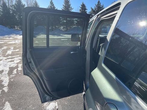 Used 2011 Jeep Patriot Latitude image 26