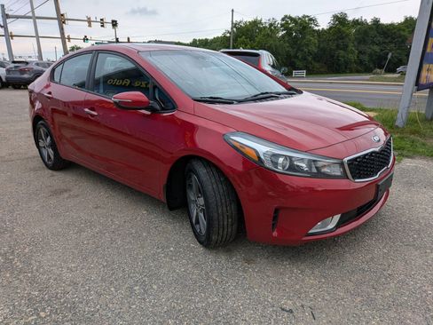 Used 2018 Kia Forte S w/ S Technology Plus Package FWD image 7