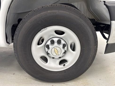 New 2025 Chevrolet Express 3500 w/ Power Convenience Package image 36