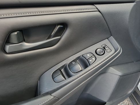 Certified 2025 Nissan Sentra S FWD image 16