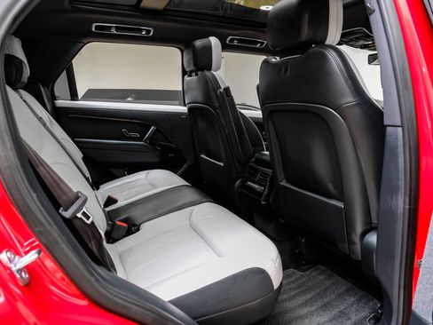 Used 2023 Land Rover Range Rover Sport SE Dynamic image 35