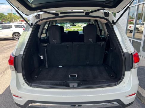 Used 2014 Nissan Pathfinder S AWD/4WD image 16