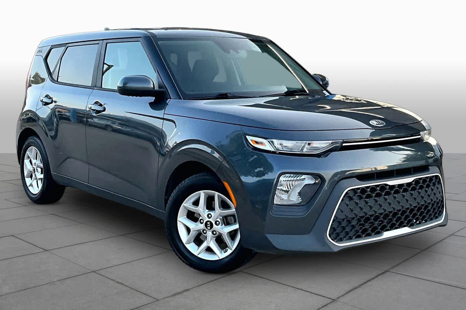 Used 2021 Kia Soul S FWD image 3