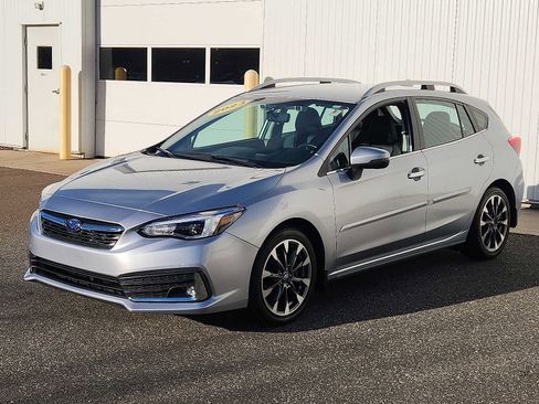 Used 2023 Subaru Impreza 2.0i Limited image 3