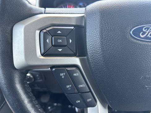 Used 2020 Ford F250 Lariat w/ Chrome Package AWD/4WD image 29